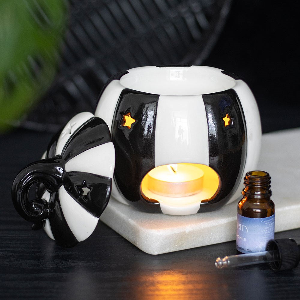 Black & White Striped Pumpkin | Tealight Wax Burner